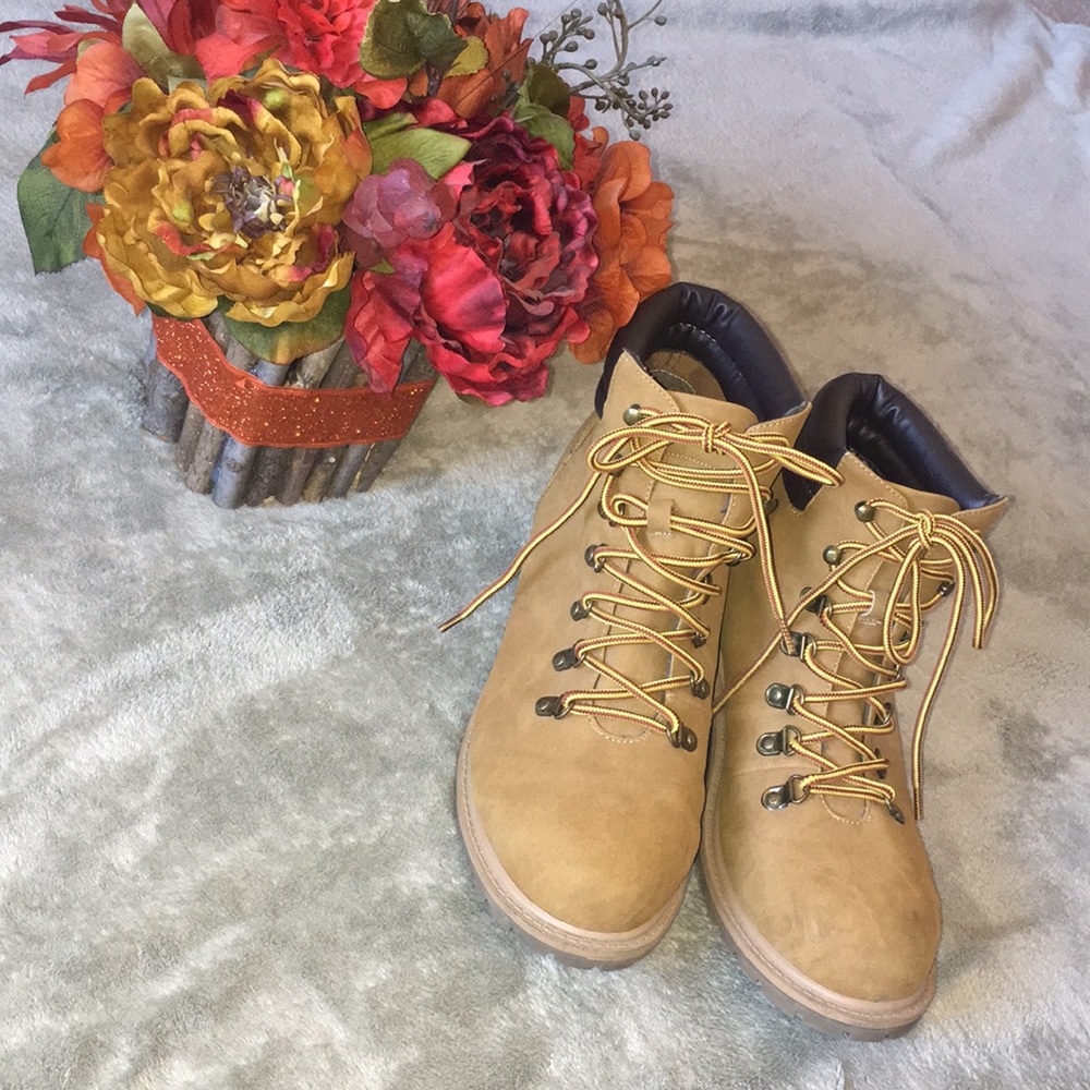 Size 11 Tan Shoes